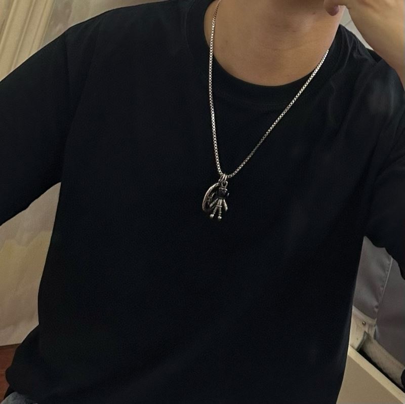 chr1st1an D10r necklaces